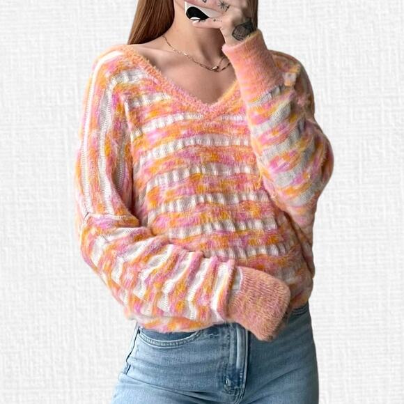 Free People Oversized Striped Sweater Pink Orange Fuzzy Knit V-Neck Pullover M - Picture 6 of 12